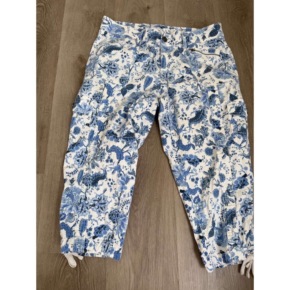 Faded Glory Floral Toile Cargo Capri Pants Blue White Size 14 Cropped Utility